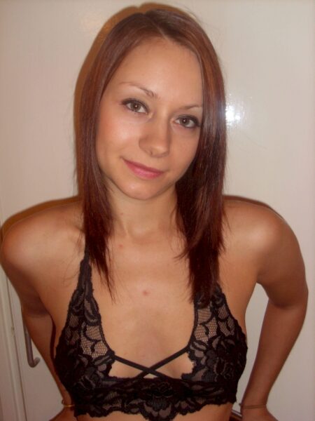 Plan baise torride avec une jeune femme sensuelle sur Montpellier